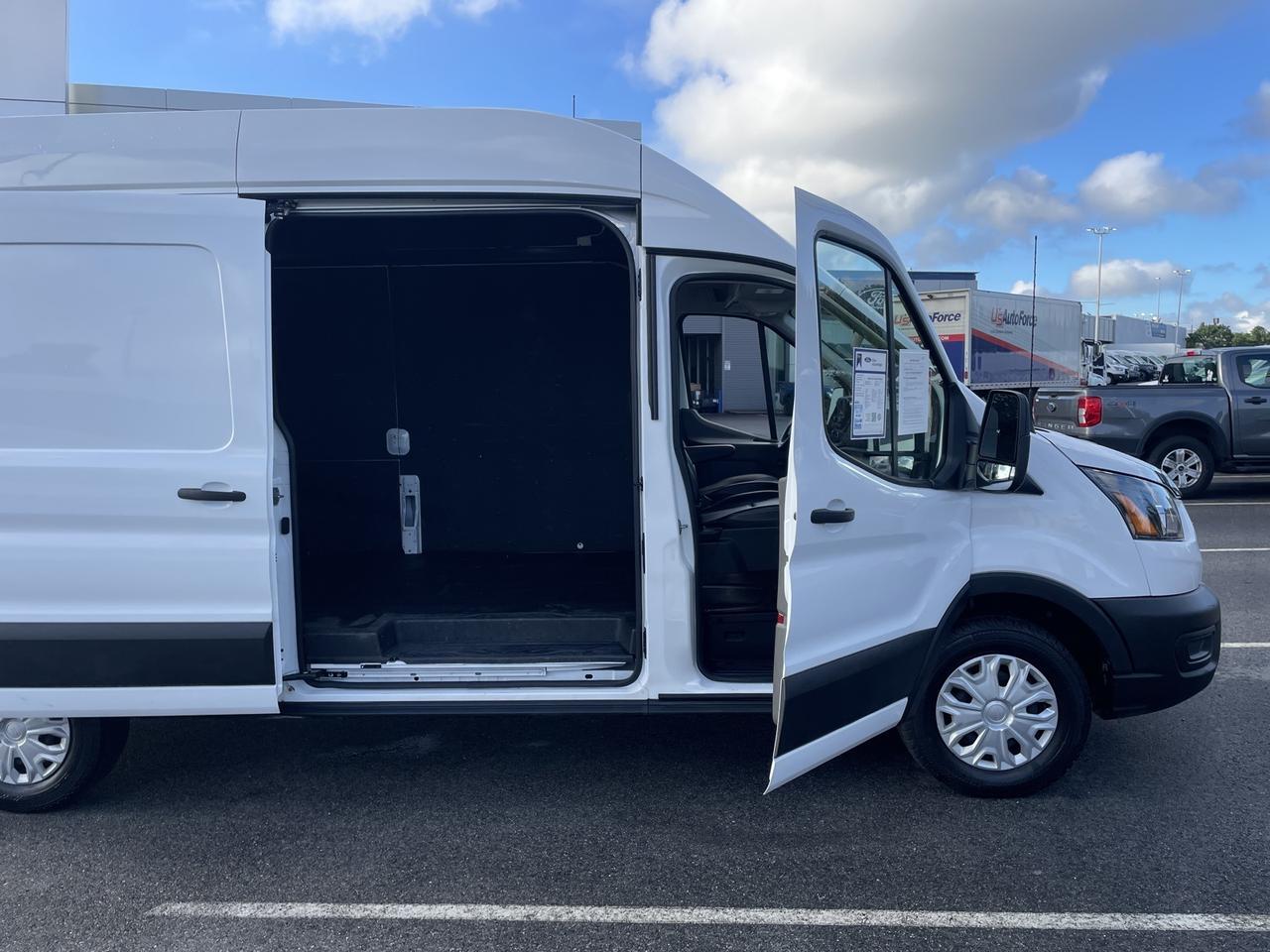 2023 Ford Transit-250 Base Springfield VA