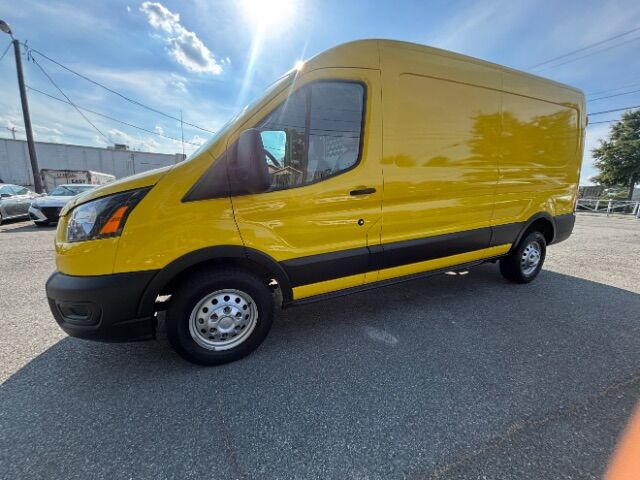 2023 Ford Transit 250 Medium Roof 148.0 WB Charlotte NC