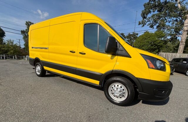2023 Ford Transit 250 Medium Roof 148.0 WB Charlotte NC