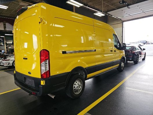 2023 Ford Transit 250 Medium Roof 148.0 WB