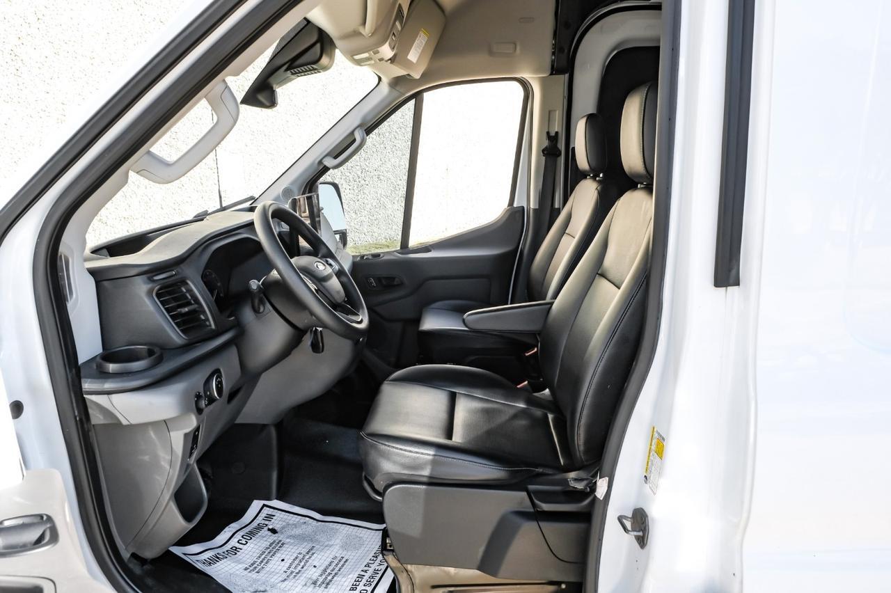 2023 Ford Transit Cargo Van