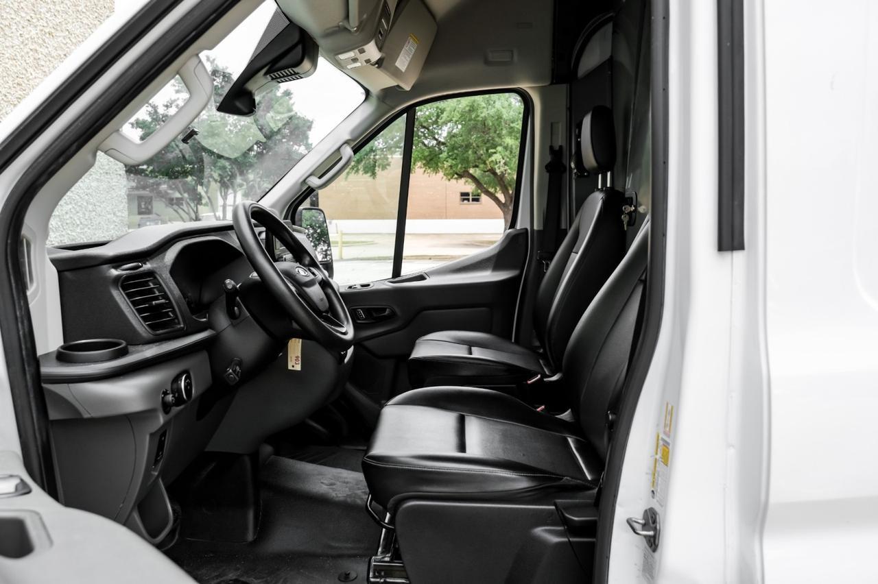 2023 Ford Transit Cargo Van