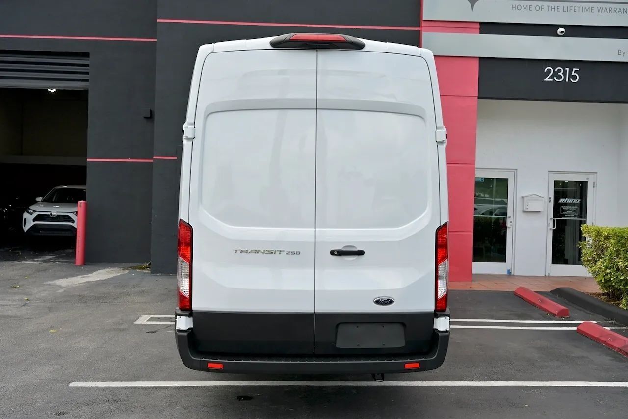 2023 Ford Transit Cargo Van Doral FL