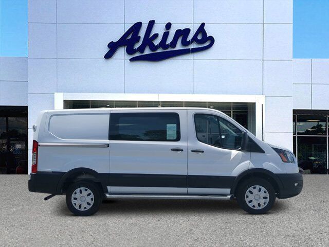 2023 Ford Transit Cargo Van