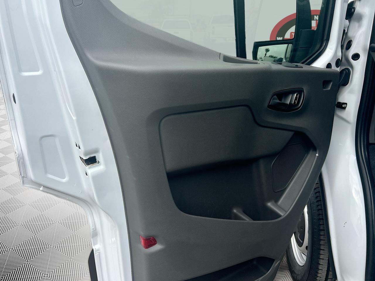 2023 Ford Transit Cargo Van T-250 Med Rf 9070 GVWR RWD Venice FL