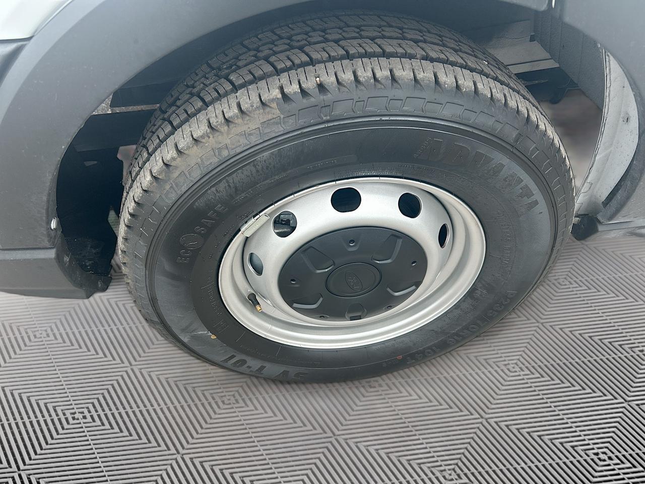 2023 Ford Transit Cargo Van T-250 Med Rf 9070 GVWR RWD Venice FL