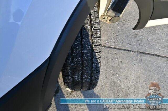 2023 Ford Transit Cargo Van T250 / 3.5L V6 / Exterior Upgrade Pkg / Power Mirrors, Windows & Locks / Lane Departure & Forward Collision Alert / Bluetooth / Backup Camera / Keyless Entry / Block Heater / Bulkhead / 1-Owner Anchorage AK