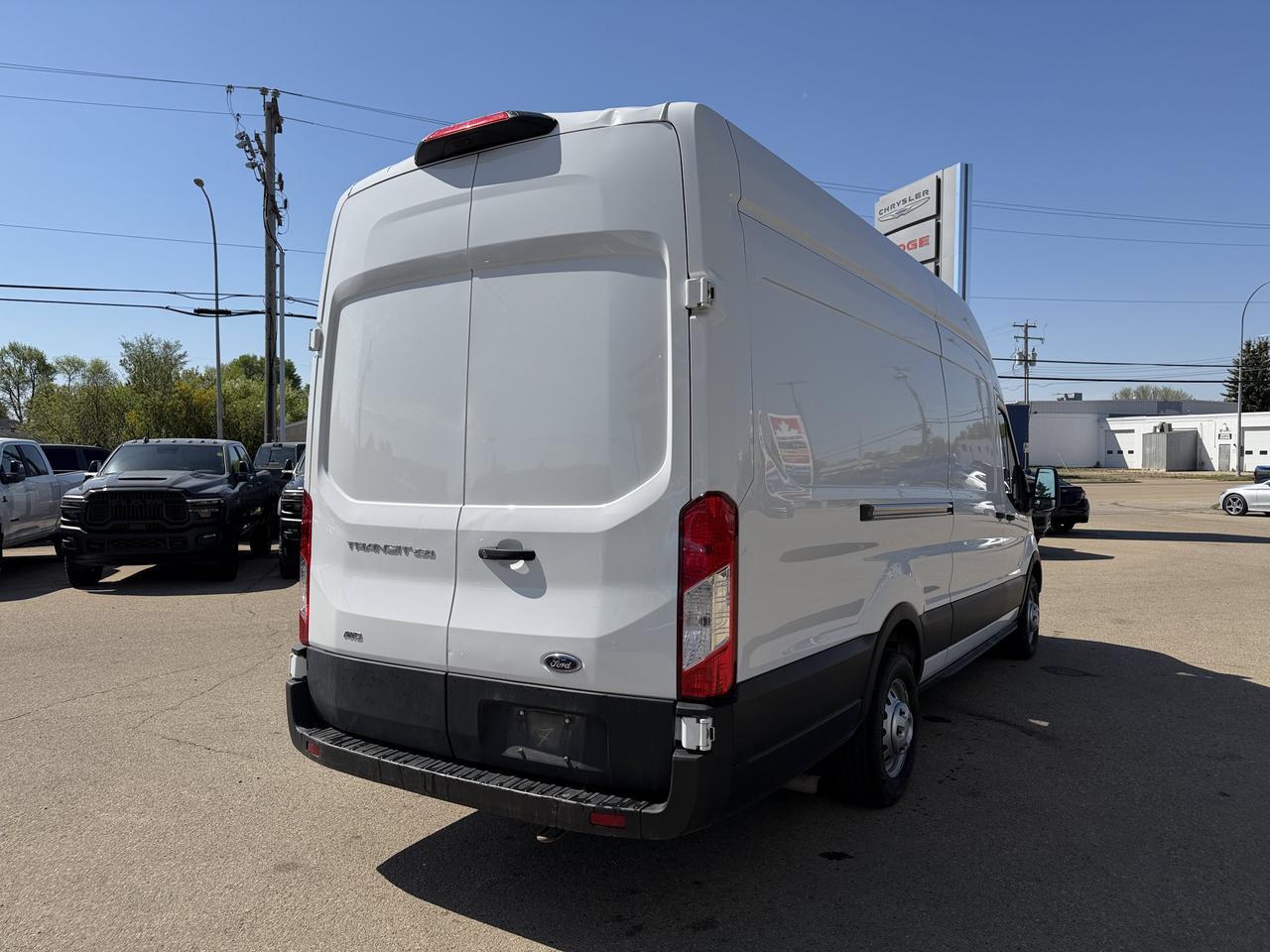2023 Ford Transit Cargo Van T250 AWD | V6 FlexFuel | Extended High Roof | Low KMs | Rearview Camera | Bluetooth Redwater AB