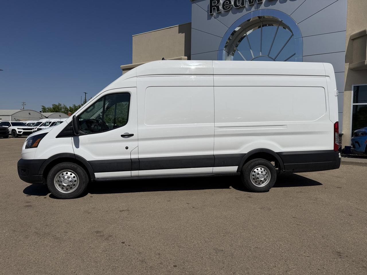 2023 Ford Transit Cargo Van T250 AWD | V6 FlexFuel | Extended High Roof | Low KMs | Rearview Camera | Bluetooth Redwater AB