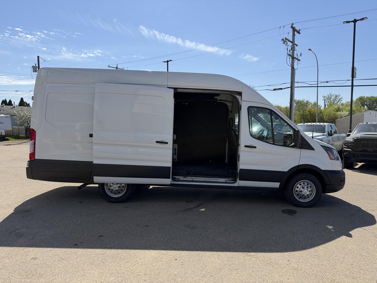 2023 Ford Transit Cargo Van T250 AWD | V6 FlexFuel | Extended High Roof | Low KMs | Rearview Camera | Bluetooth Redwater AB