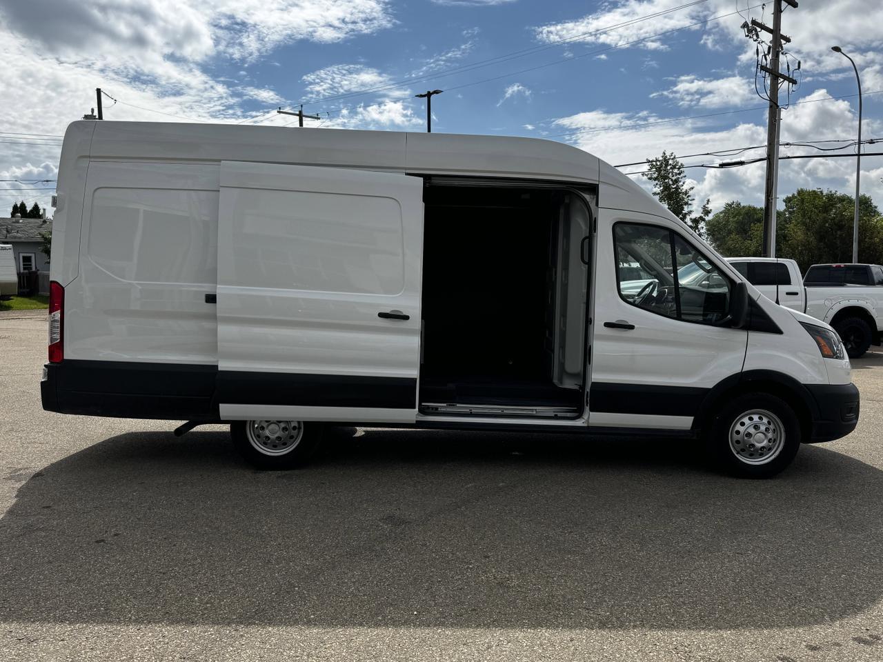 2023 Ford Transit Cargo Van T250 Full Size High Roof AWD | V6 | Low KMs | Backup Camera | Keyless Entry Redwater AB
