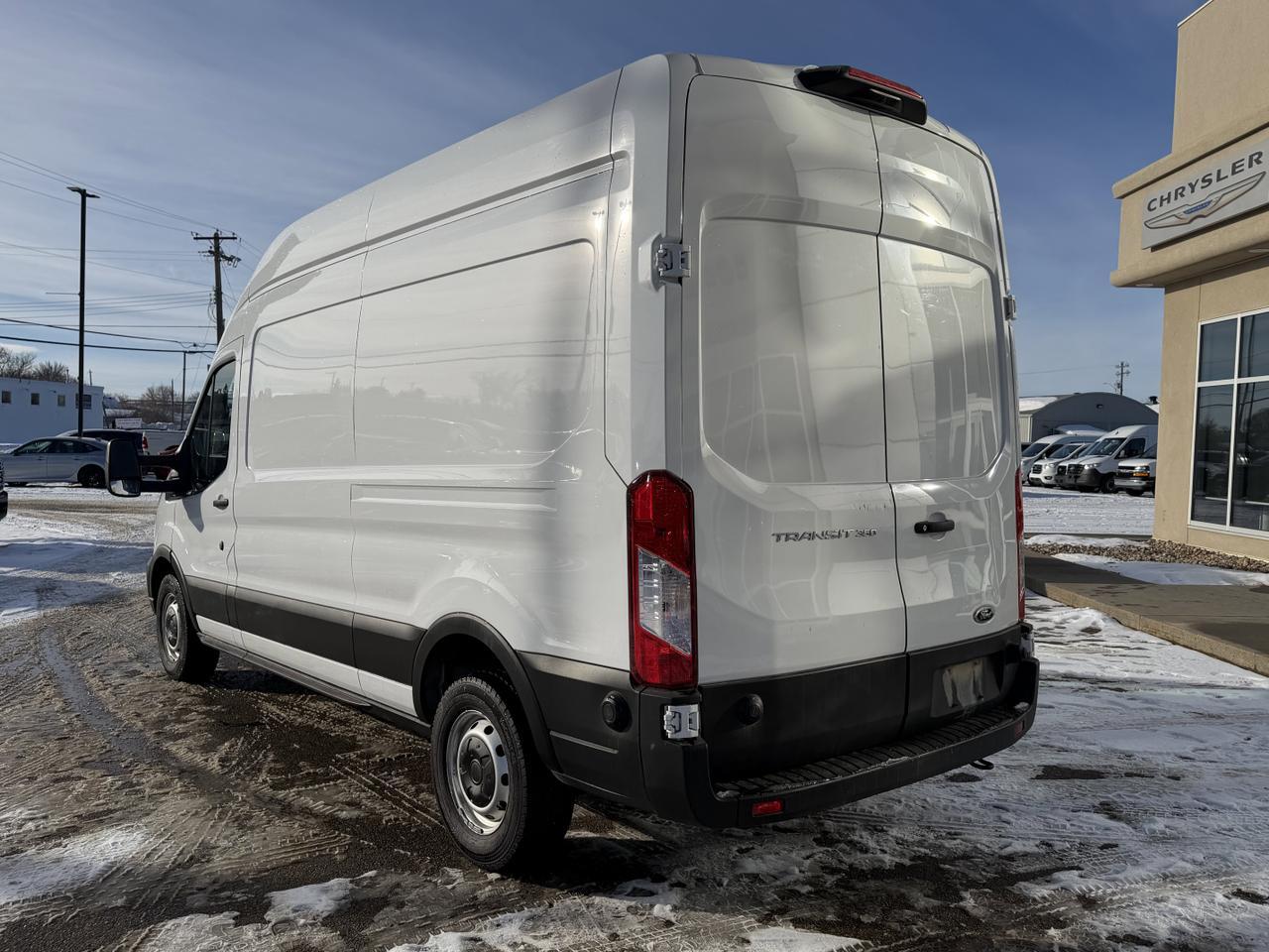 2023 Ford Transit Cargo Van T350 RWD | Low KMs | V6 | Backup Camera | Keyless Entry | Bluetooth Redwater AB