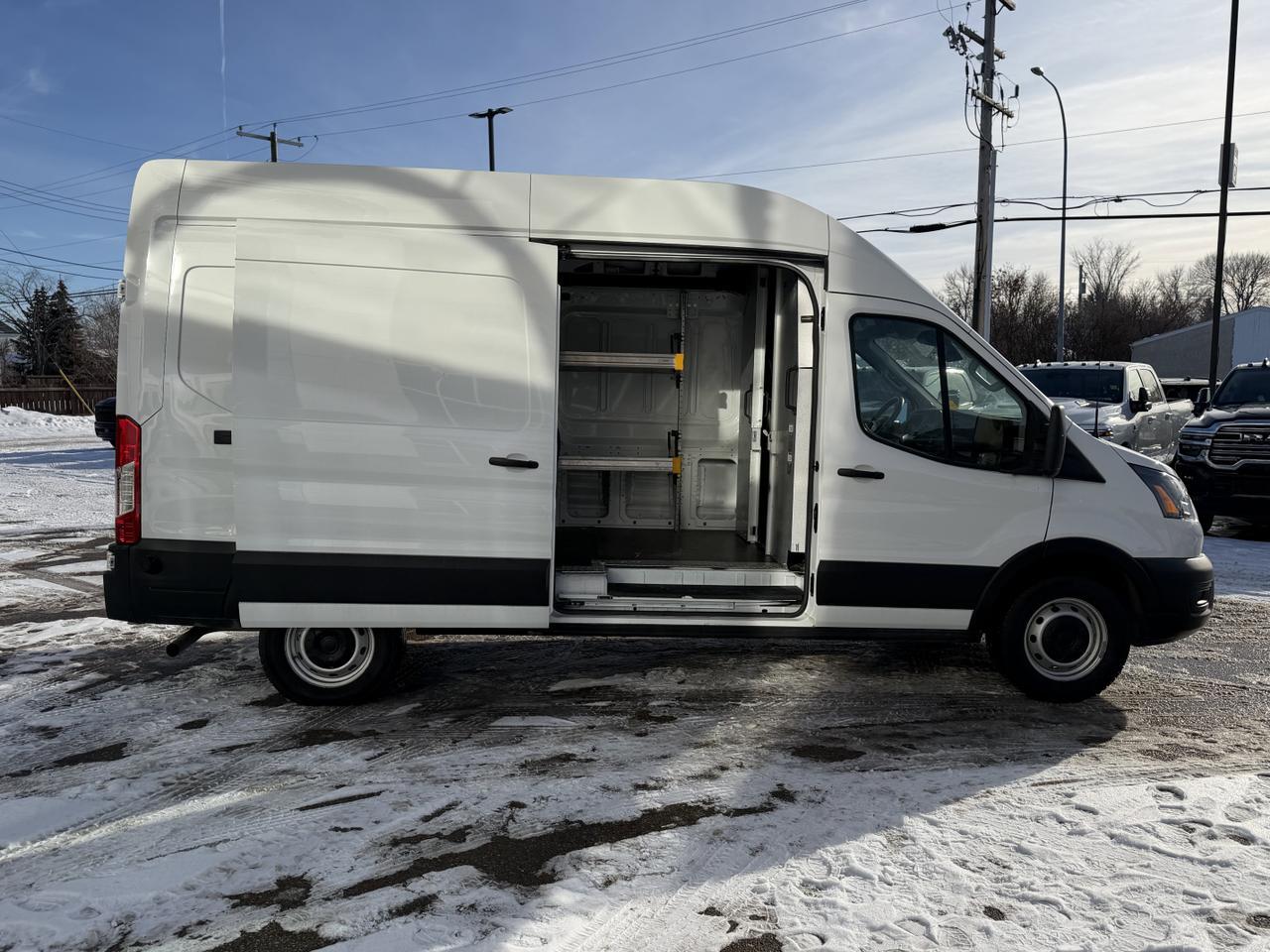 2023 Ford Transit Cargo Van T350 RWD | Low KMs | V6 | Backup Camera | Keyless Entry | Bluetooth Redwater AB