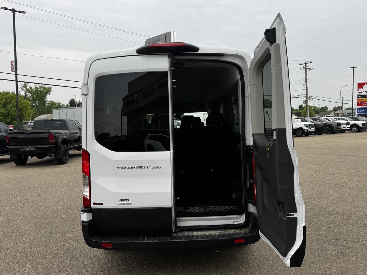 2023 Ford Transit Passenger Wagon T350 AWD Van | V6 Turbo | Low KMs | 12 Passenger Seats Redwater AB