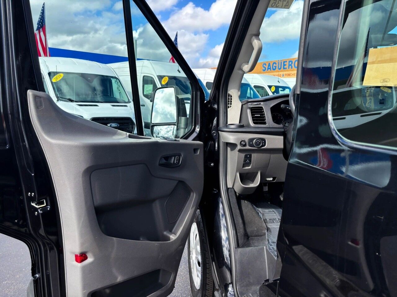 2023 Ford Transit Passenger Wagon XL Hialeah FL