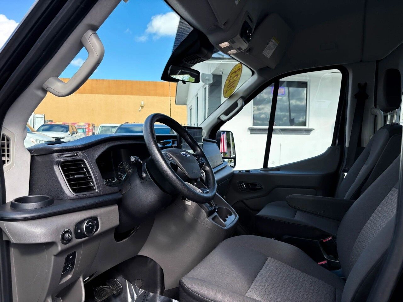 2023 Ford Transit Passenger Wagon XL Hialeah FL