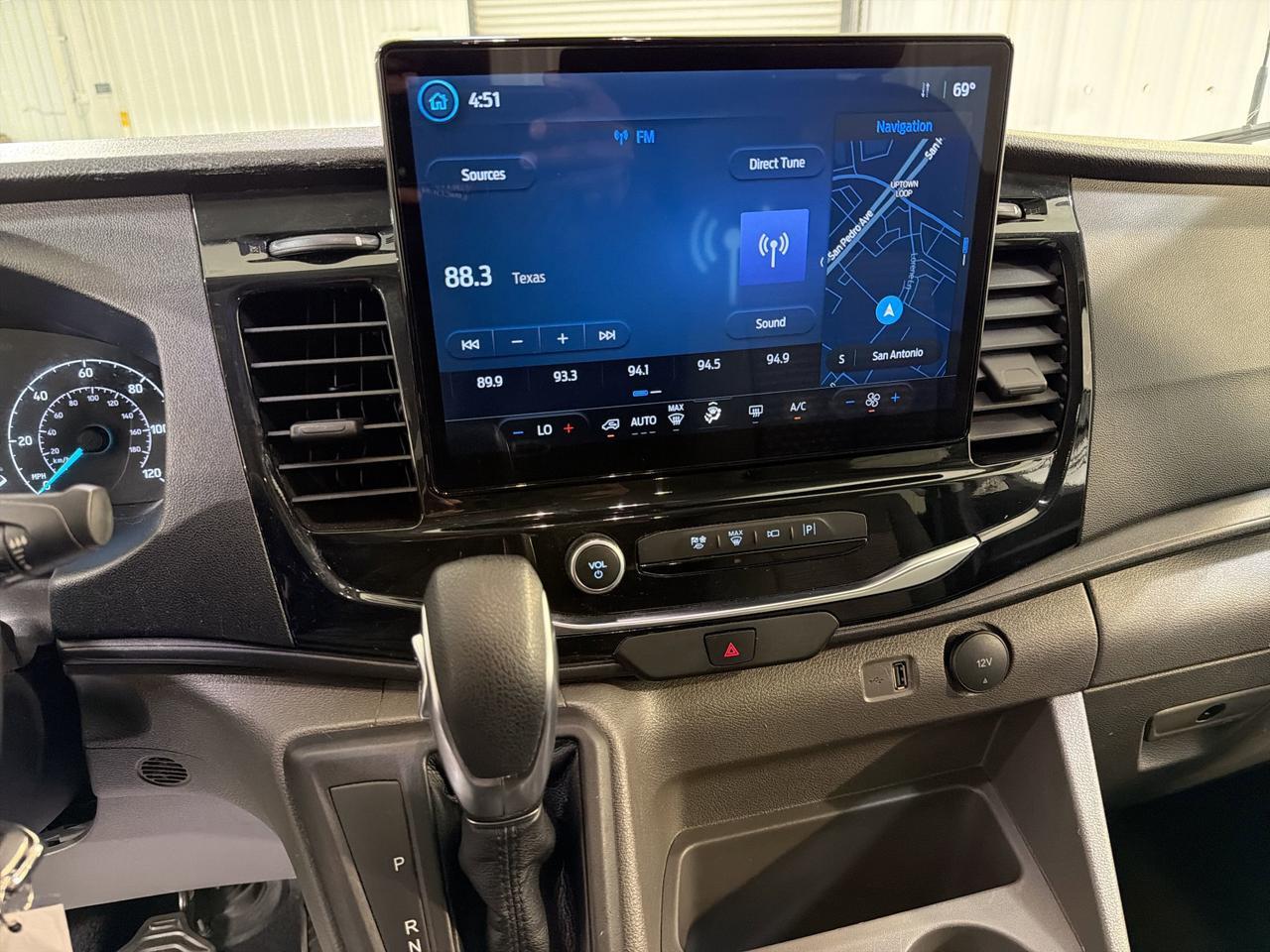 2023 Ford Transit Passenger Wagon XLT San Antonio TX