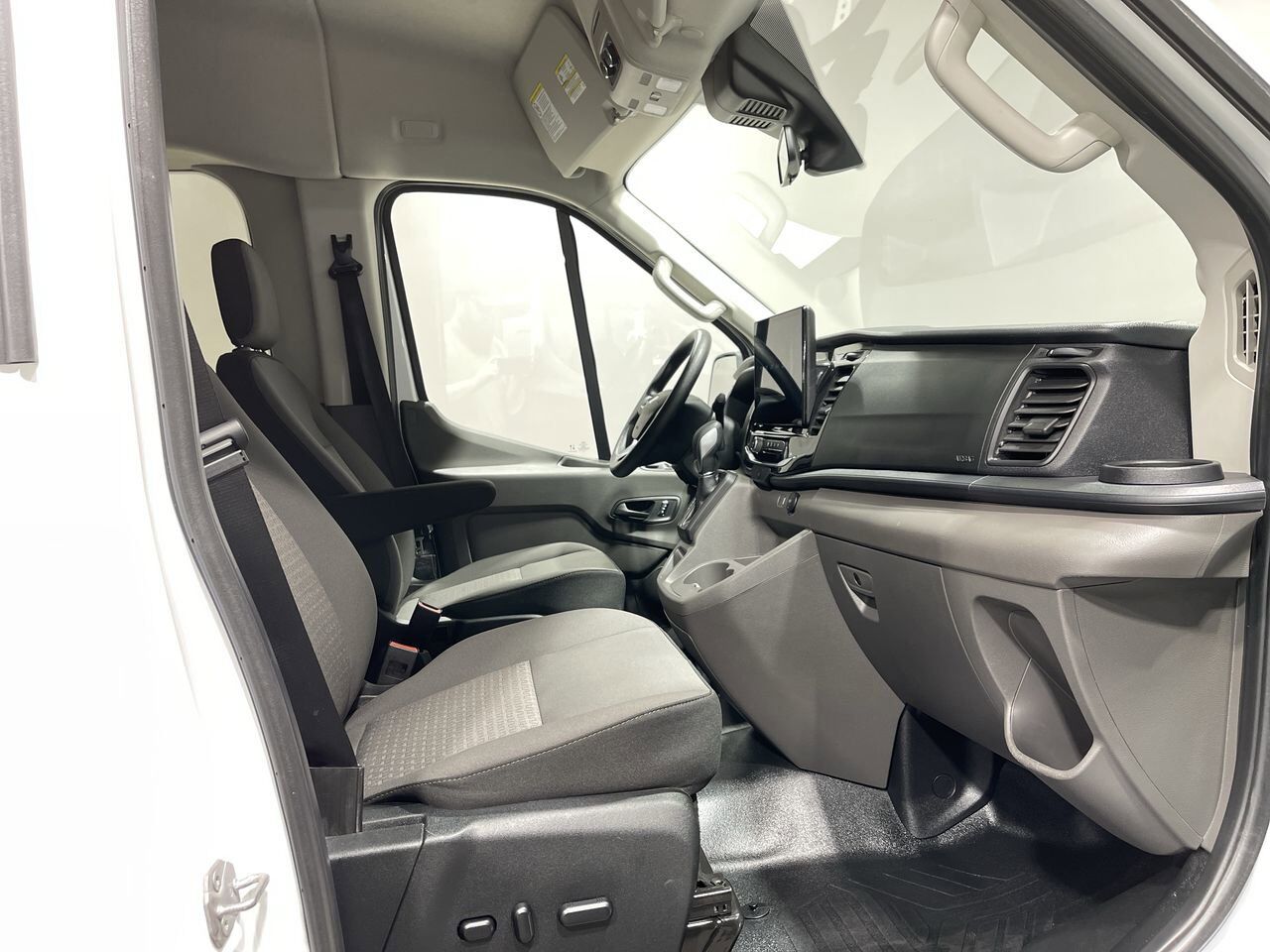 2023 Ford Transit Passenger Wagon XLT Sherwood Park AB