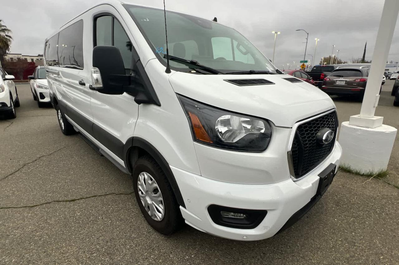 2023 Ford Transit Passenger XLT