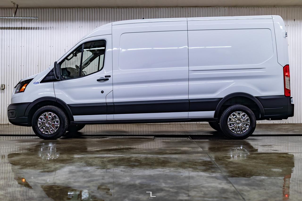 2023 Ford Transit T-250 Medium Roof Cargo Van Partition BCam Red Deer AB