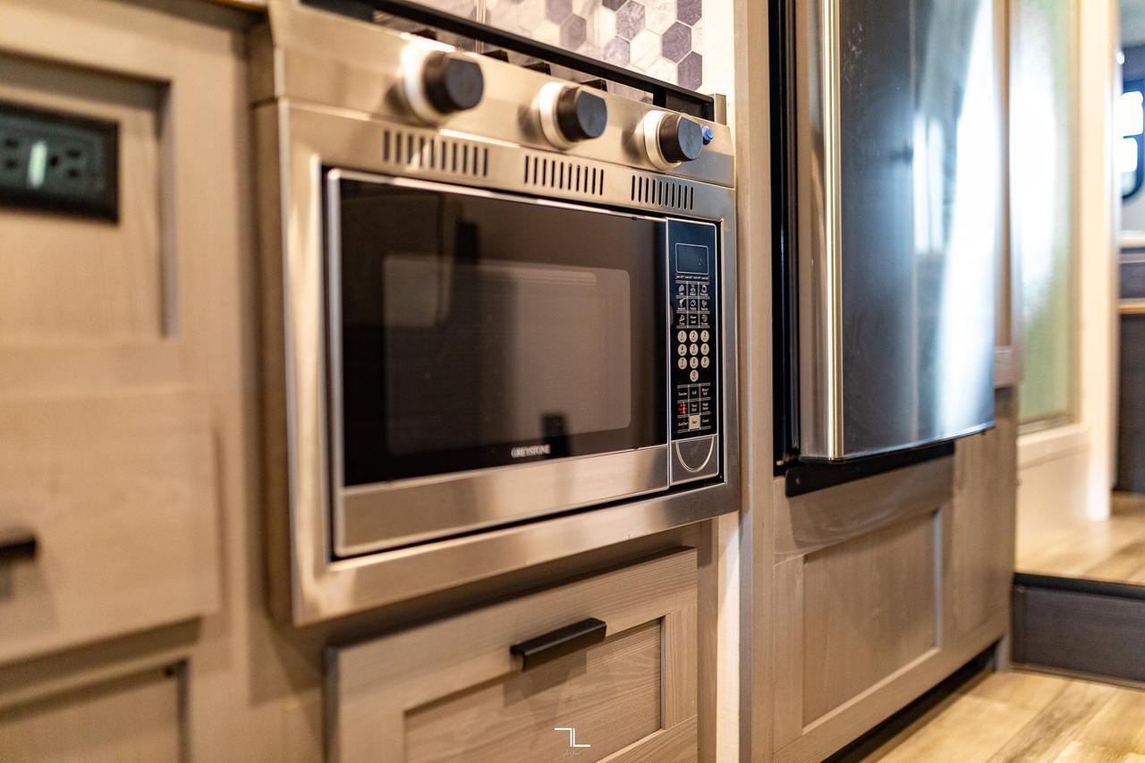 2023 Forest River Solera 32DSK Queen Bed Kitchen Slides Red Deer AB