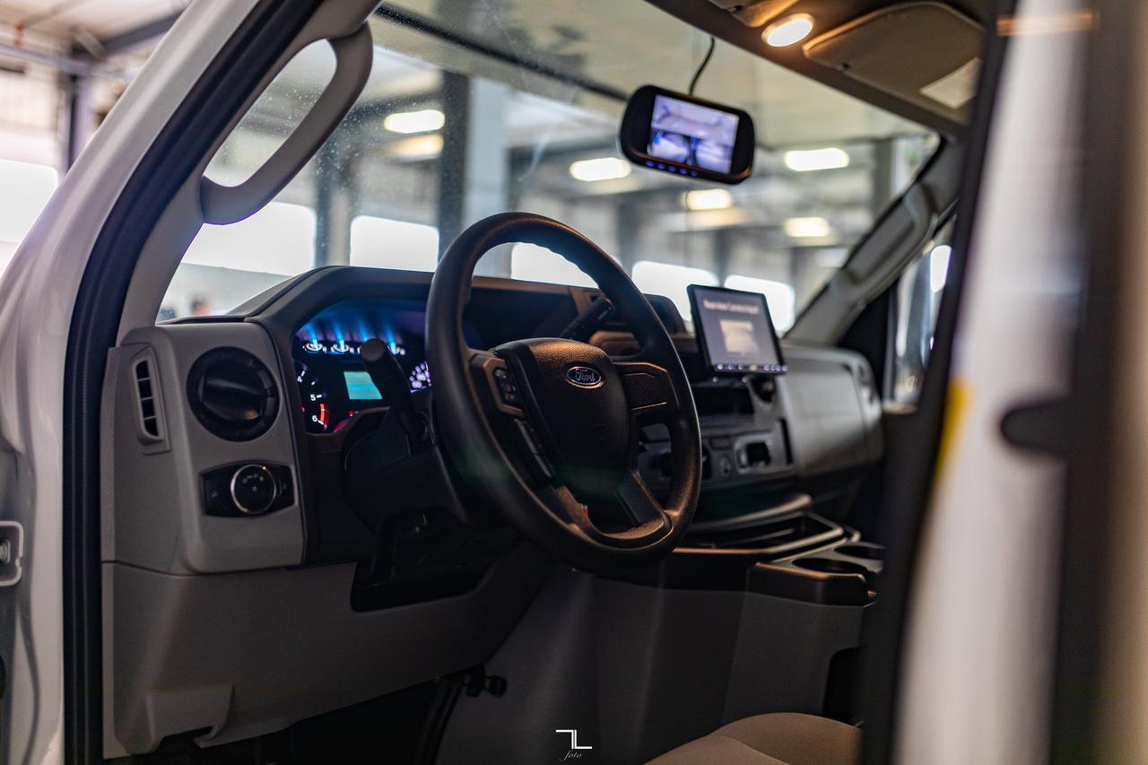 2023 Forest River Solera 32DSK Queen Bed Kitchen Slides Red Deer AB