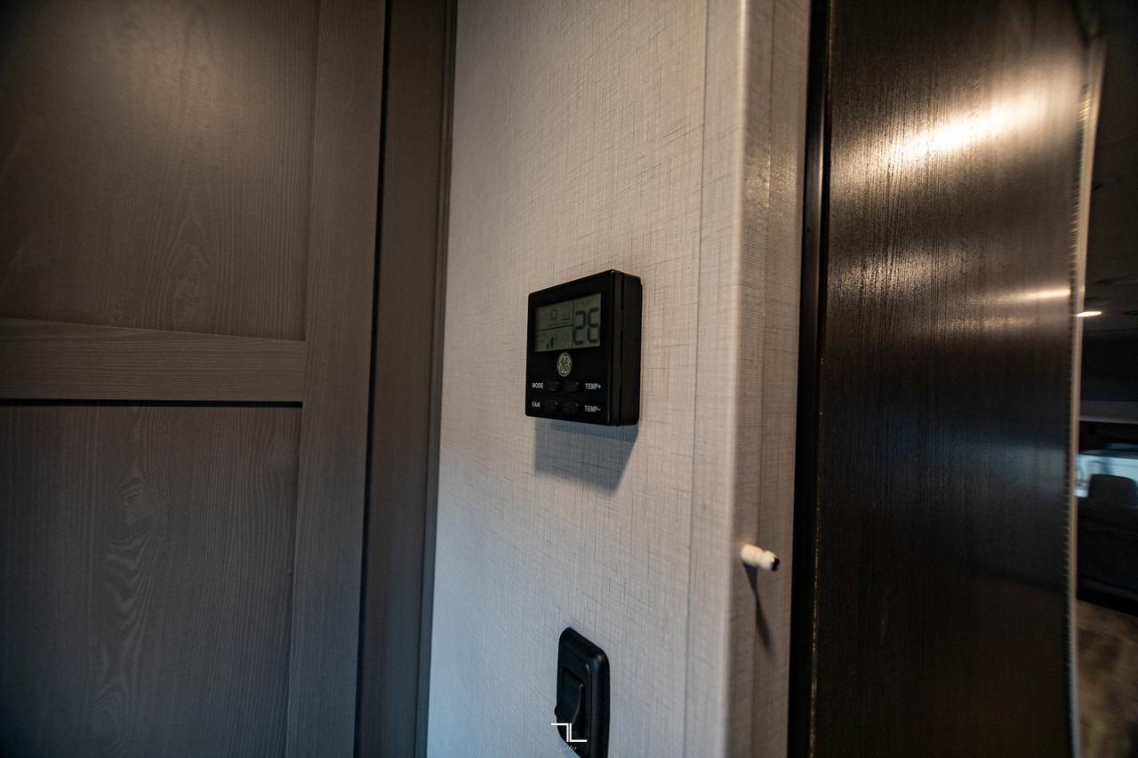 2023 Forest River Solera 32DSK Queen Bed Kitchen Slides Red Deer AB