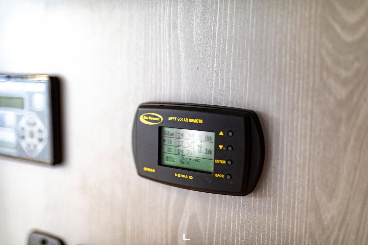 2023 Forest River Solera 32DSK Queen Bed Kitchen Slides Red Deer AB