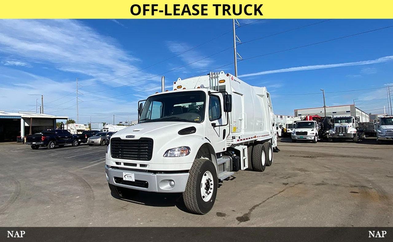 2023 Freightliner M2 106