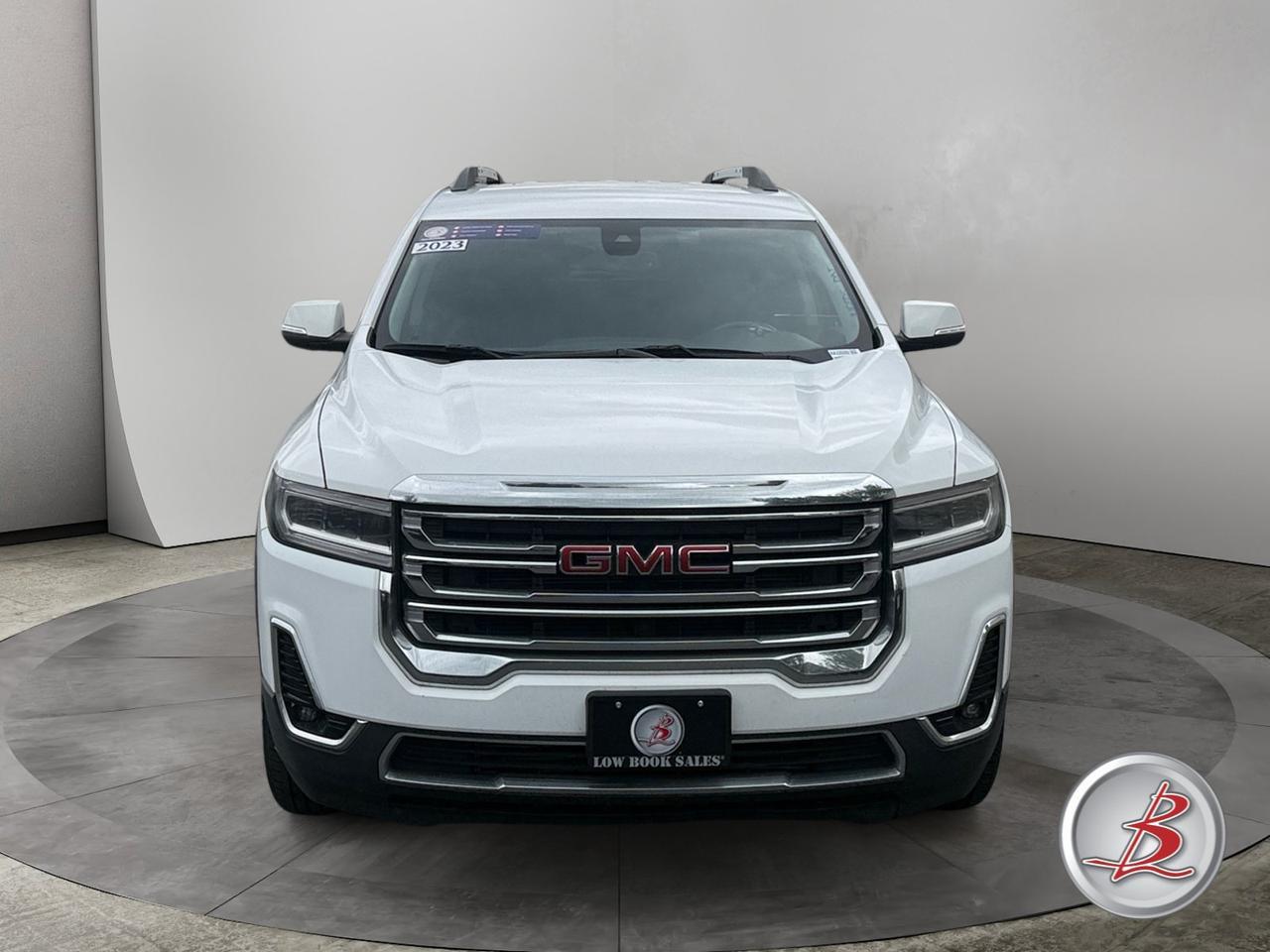 2023 GMC ACADIA SLT