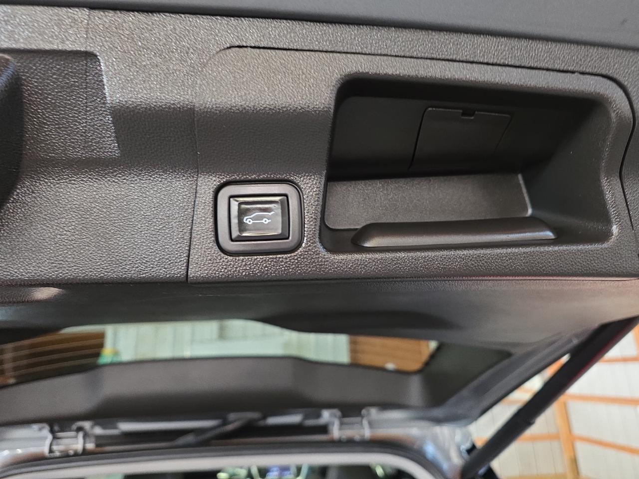 2023 GMC Acadia Sand Lake NY