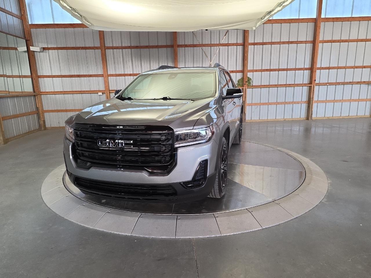 2023 GMC Acadia Sand Lake NY