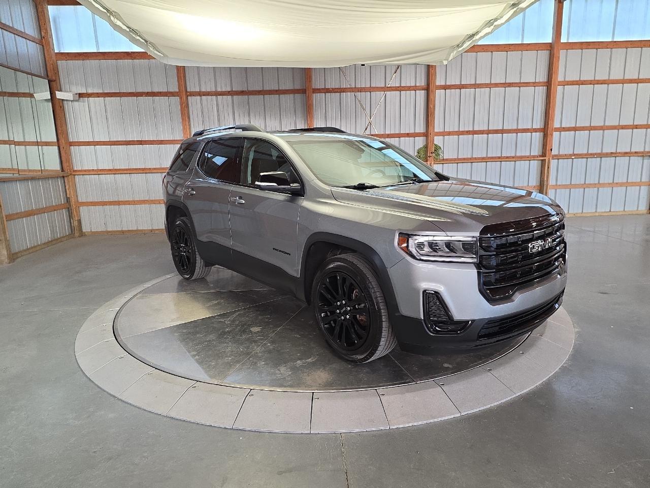 2023 GMC Acadia Sand Lake NY