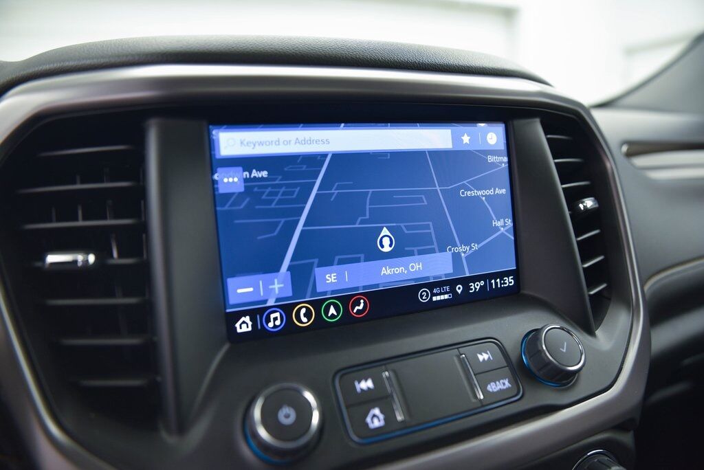 2023 GMC Acadia AT4 AKRON OH