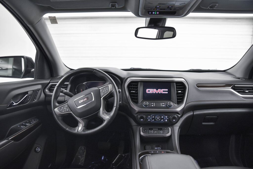 2023 GMC Acadia AT4 AKRON OH