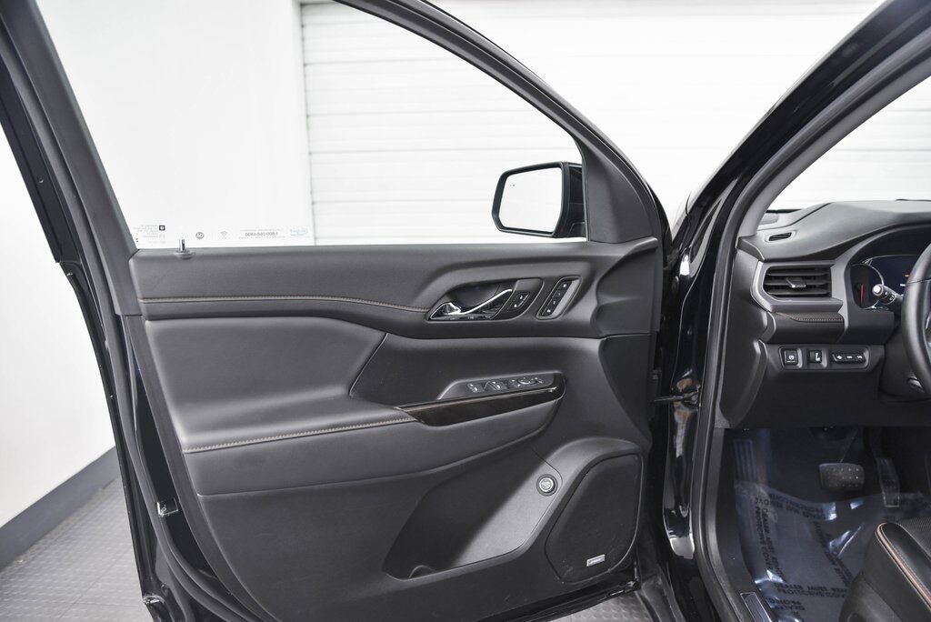 2023 GMC Acadia AT4 AKRON OH