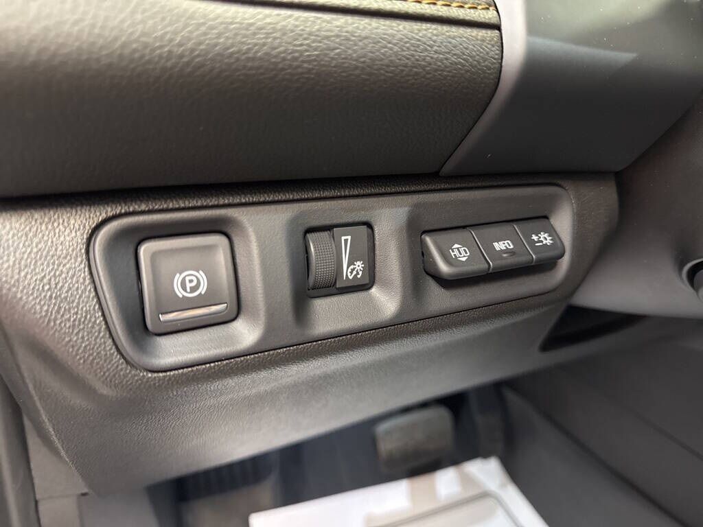 2023 GMC Acadia AT4 Royal Oak MI