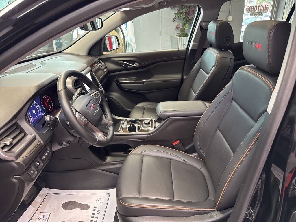 2023 GMC Acadia AT4 Royal Oak MI