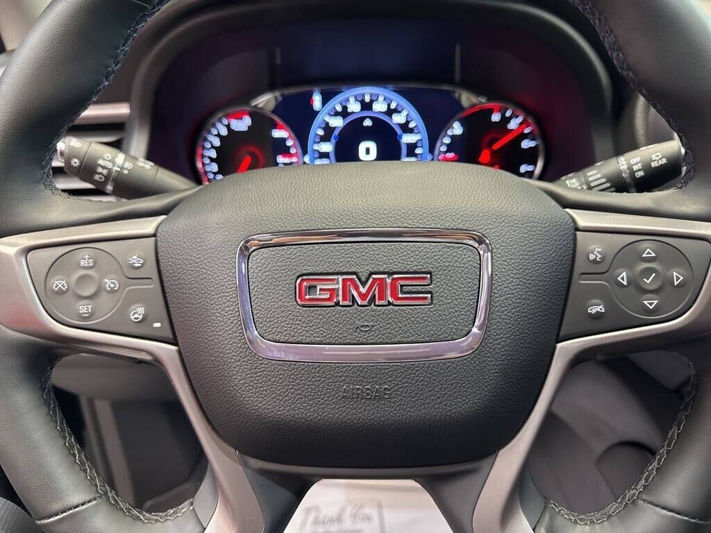 2023 GMC Acadia AT4 Royal Oak MI