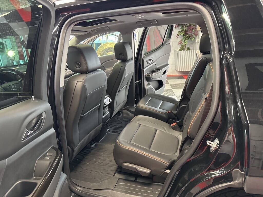 2023 GMC Acadia AT4 Royal Oak MI