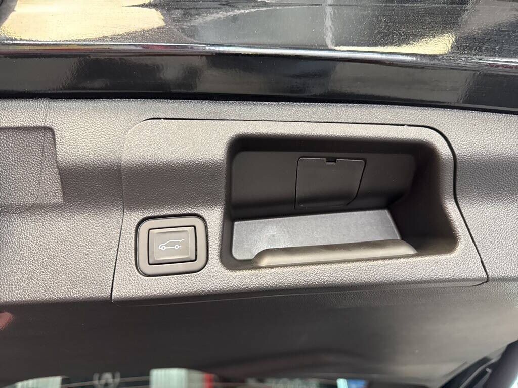 2023 GMC Acadia AT4 Royal Oak MI