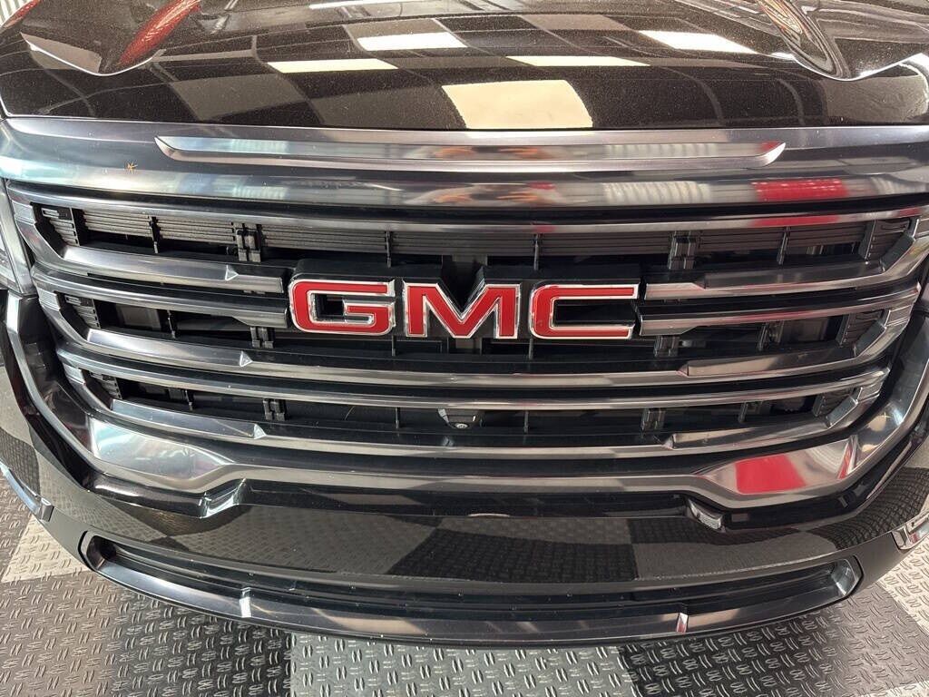 2023 GMC Acadia AT4 Royal Oak MI
