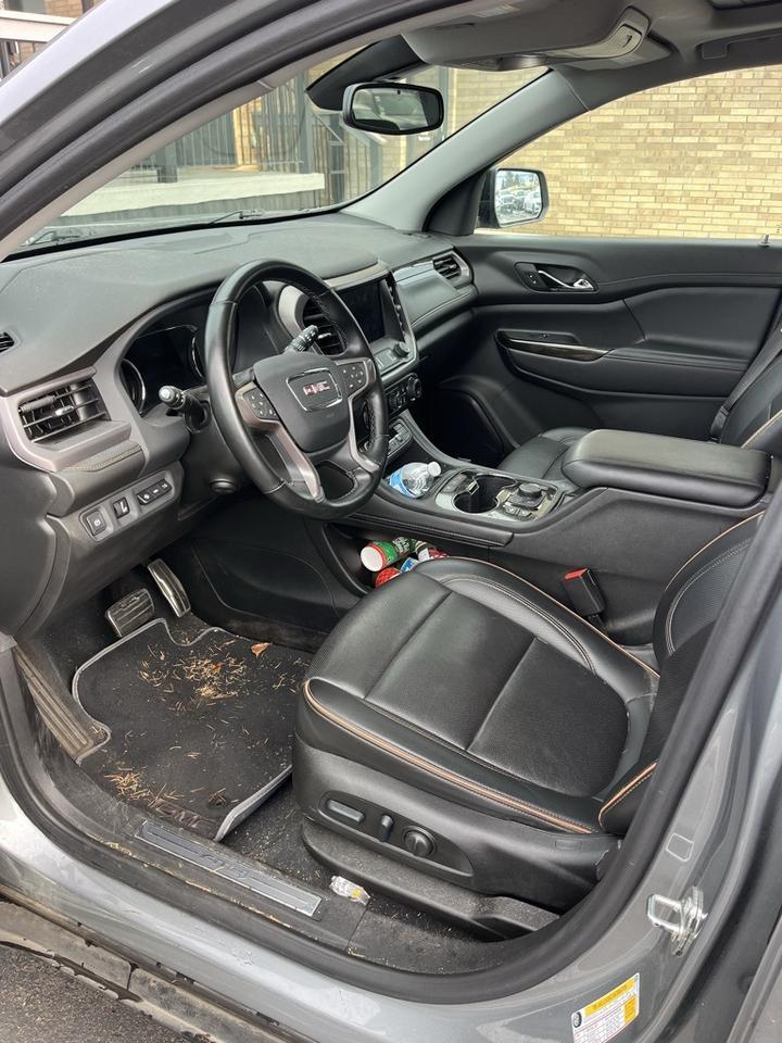 2023 GMC Acadia AT4 OR