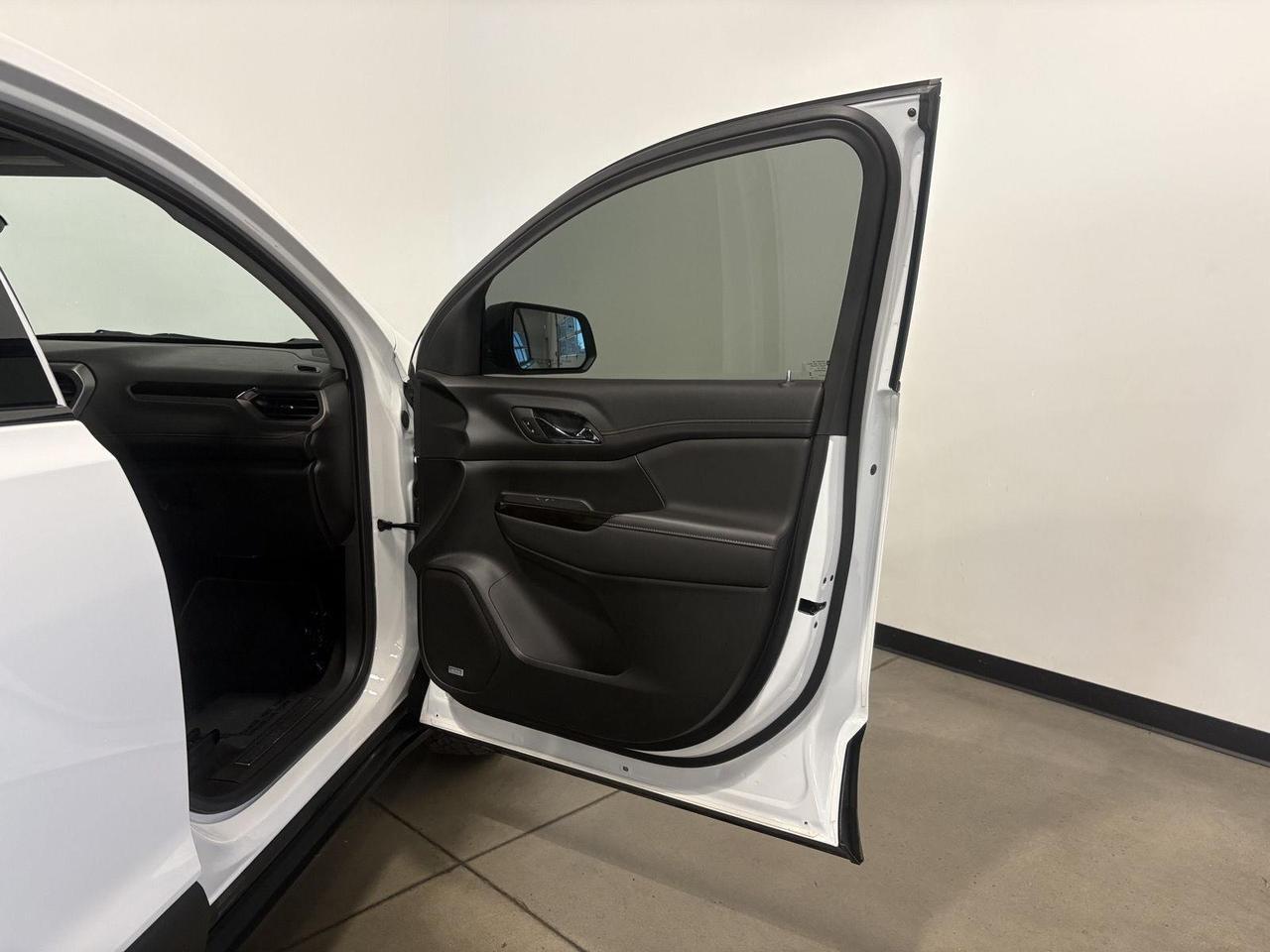 2023 GMC Acadia AT4 Parker CO