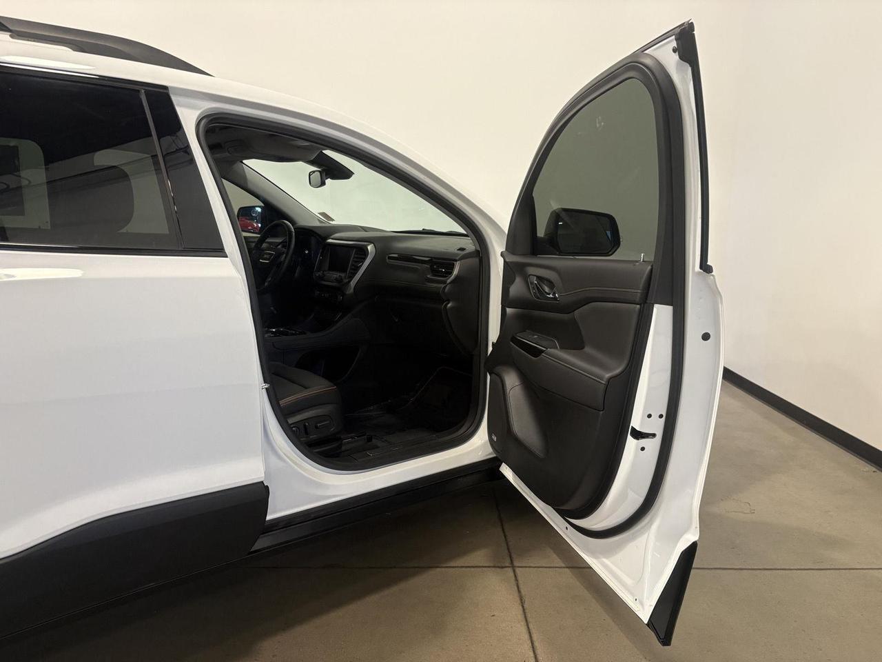2023 GMC Acadia AT4 Parker CO