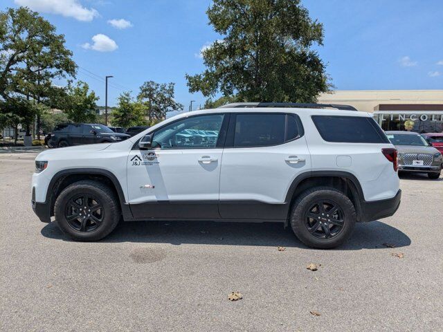 2023 GMC Acadia AT4