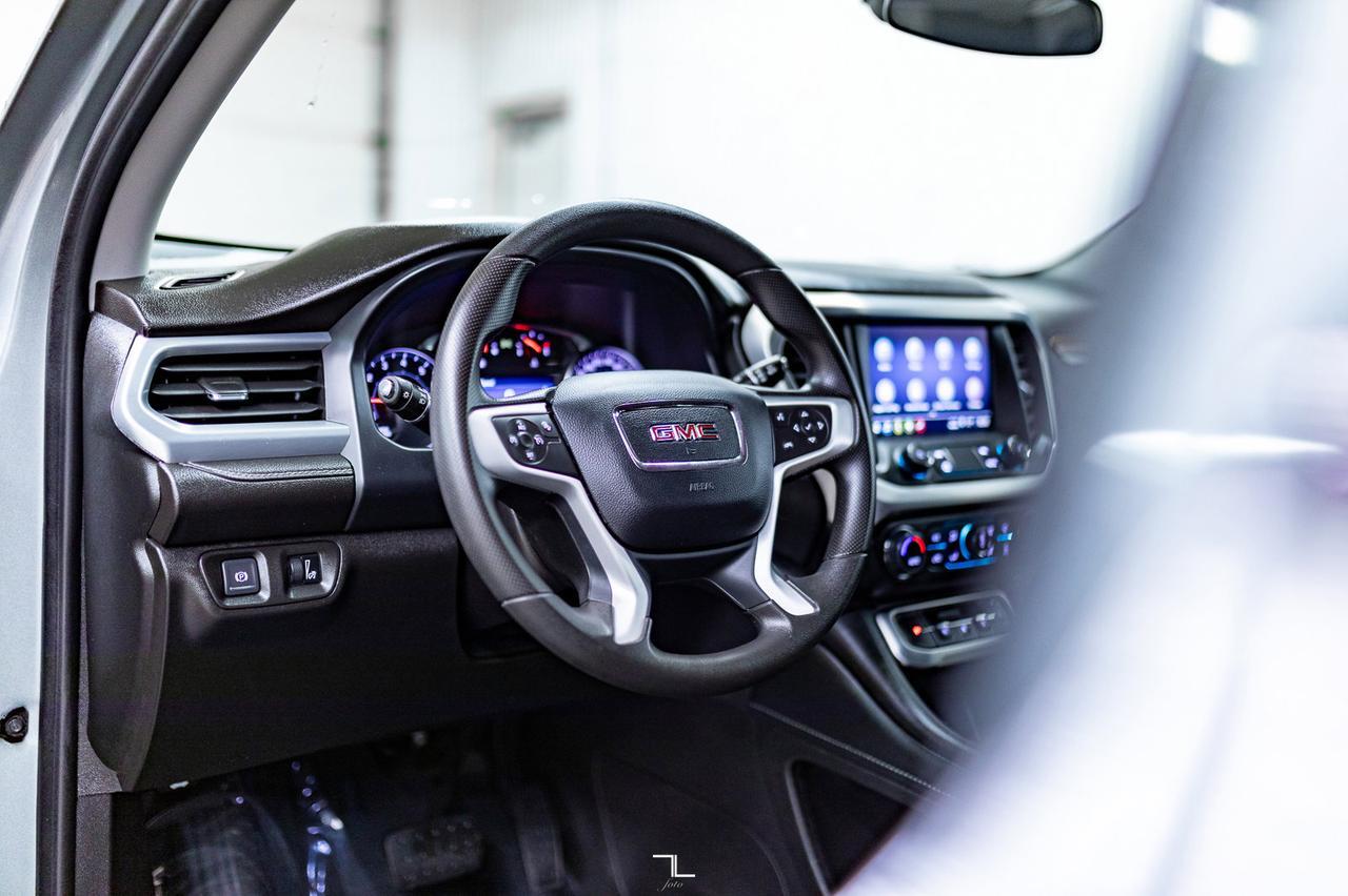 2023 GMC Acadia AWD SLE PSeat BCam Red Deer AB