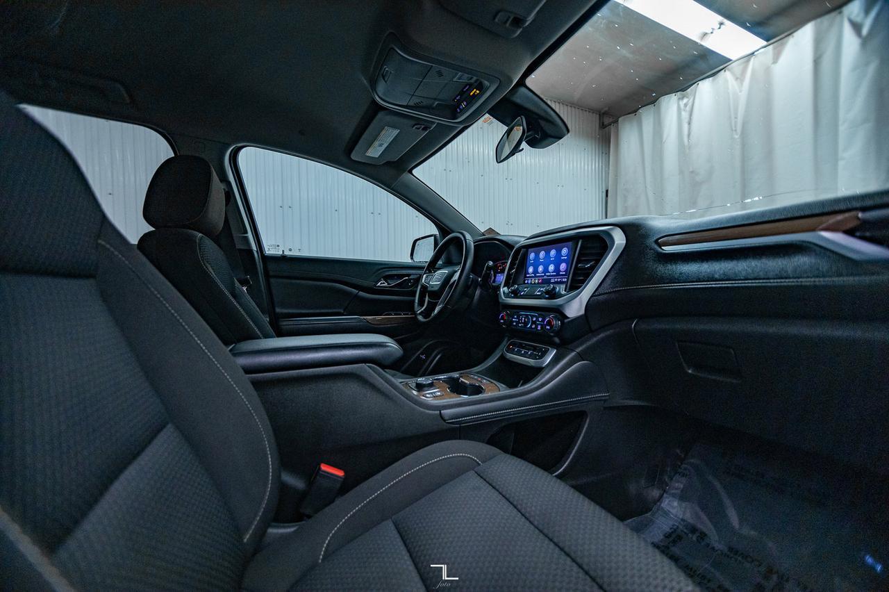 2023 GMC Acadia AWD SLE PSeat BCam Red Deer AB