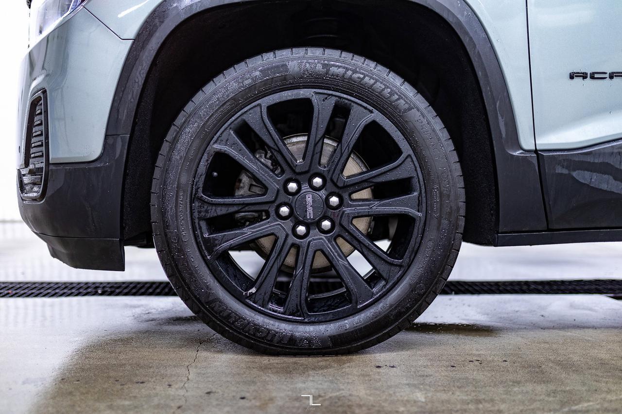 2023 GMC Acadia AWD SLE PSeat BCam Red Deer AB