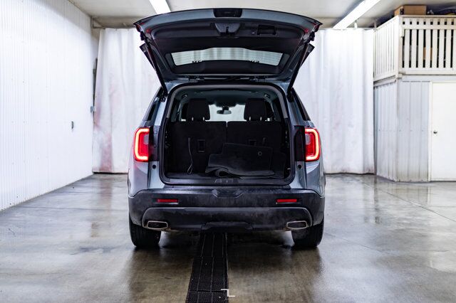 2023 GMC Acadia AWD SLE PSeat BCam Red Deer AB